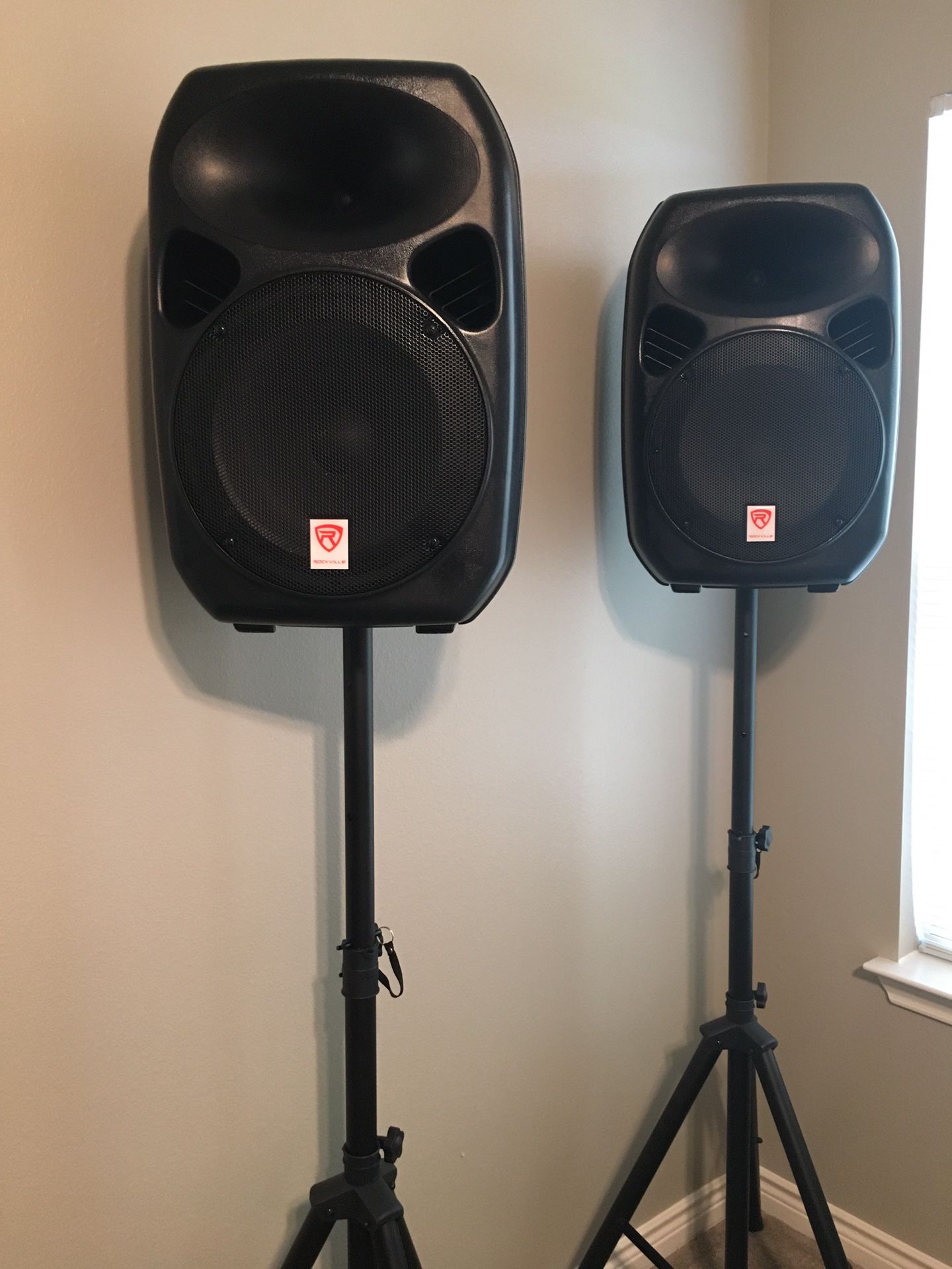 Brand New Rockville Power Gig Speakers and Mic
