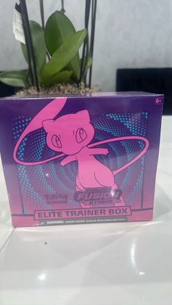 Fusion Strike Elite Trainer Box