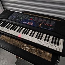 Casio LK-30 Keyboard with Power Adaptor