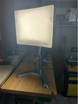 Day-Light SAD Light Therapy Lamp