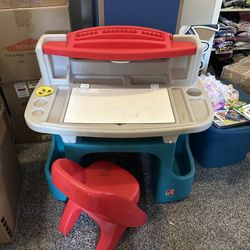 Kids Desk Playskool