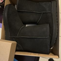 UGG Black boots Classic short II