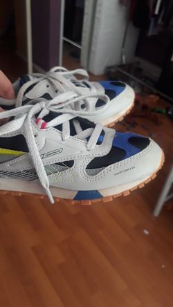 Reebok shoes for kids size 10