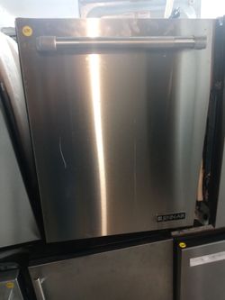 Jenn-Air stainless steel dishwasher with stainless tub - Free delivery