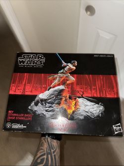 STAR WARS -Black Series Centerpiece Rey Starkiller Base Action Fig Display NEW!!