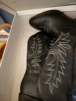 Black Leather Cowboy Boots size 10