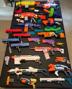 Lot of Nerf XShot 20+ Pieces