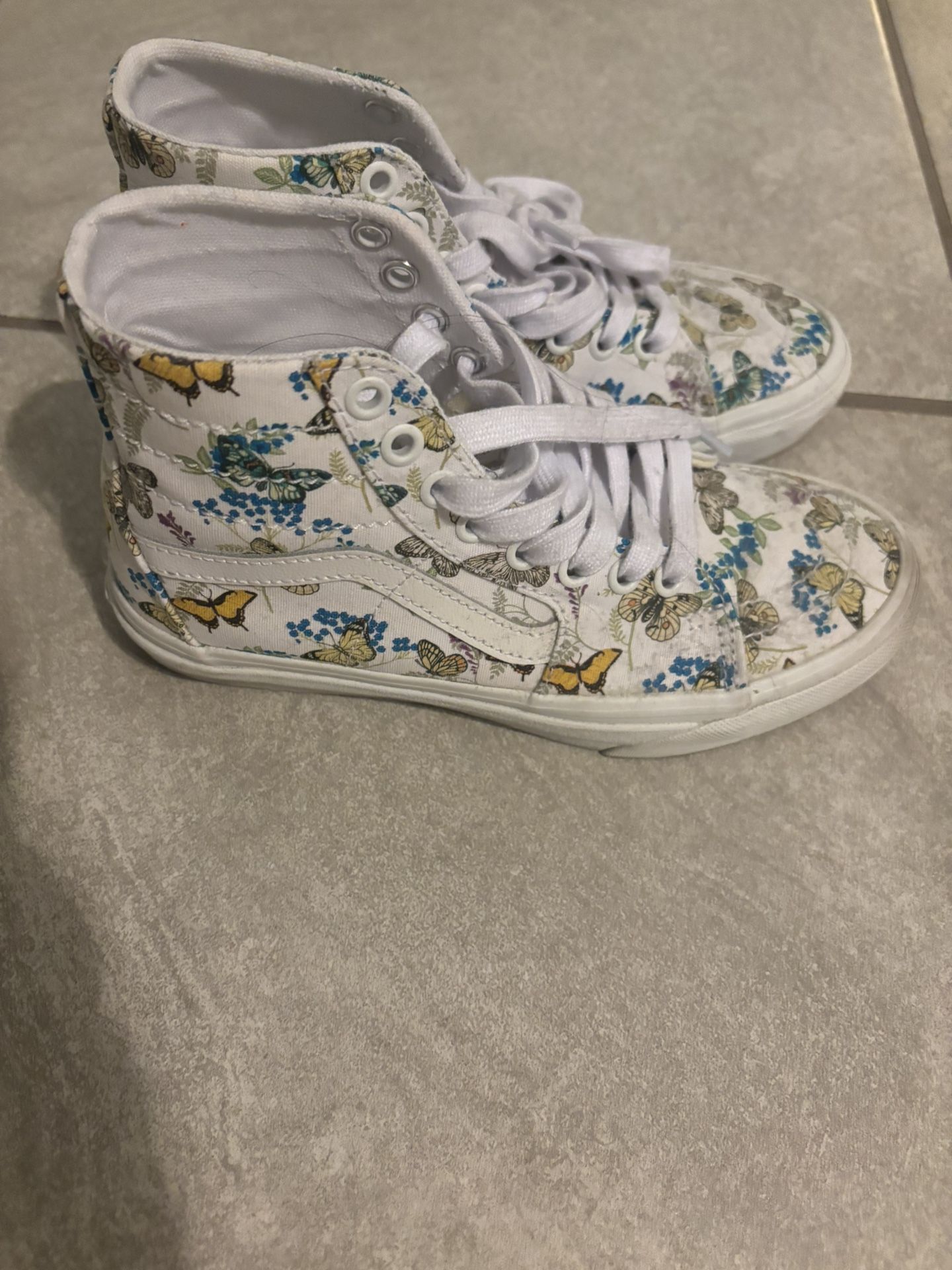 Butterfly Vans Size 6