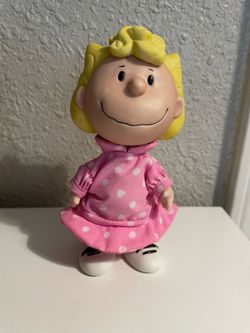 Hallmark Peanuts Gallery Sally Jointed Porcelain Doll Figurine