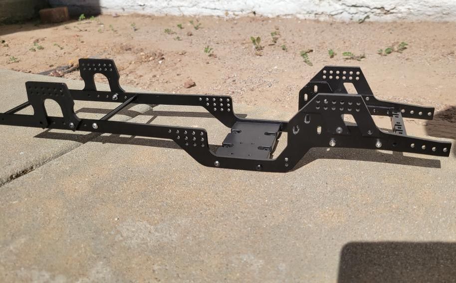 EXO everest Flat Rail Chassis