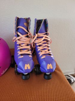 Womens size 10 moxi rollerskates