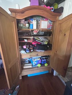 Solid wood hutch