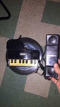 Vintage style piano phone