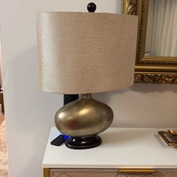 Used lamp in good condition
