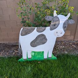 Free cow cutout