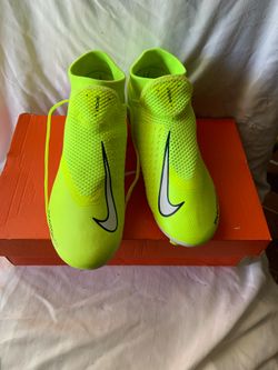 Nike PHANTOM soccer shoes