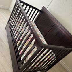 Graco Hadley  Wood Crib