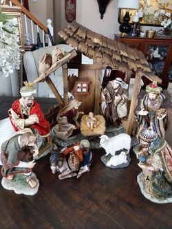 Vintage Large Sam's club Nativity set