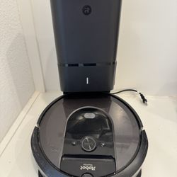 iRobot Roomba i7+ (7550) Robot Vacuum with Automatic Dirt Disposal - Empties Itself for up to 60 Days, Wi-Fi Connected, Smart Mapping, Works with Alex