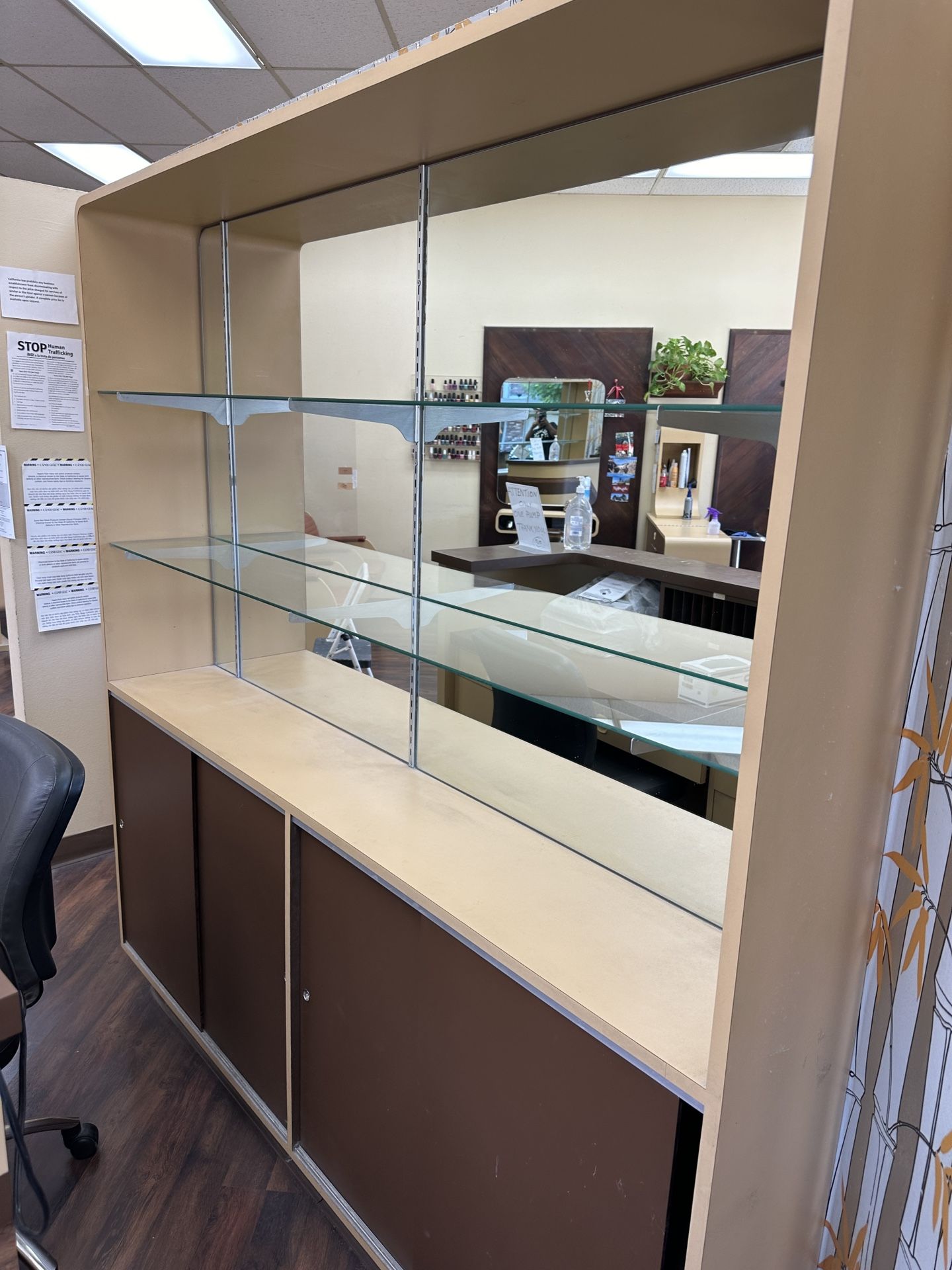 Beauty Salon Display Cases