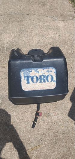 gas can toro with valve hose