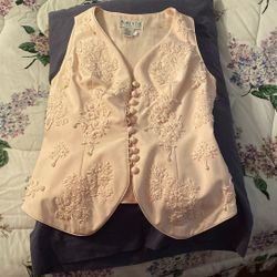 Oleg Cassini 100% Silk Size 6 Woman’s Top