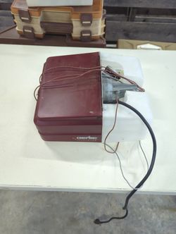 Genie Garage Door Opener 