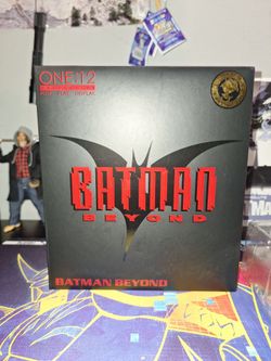 Mezco batman beyond