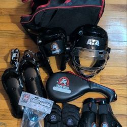 Tiger Rock Macho Martial Arts Sparring Gear Equipment Set Size Youth Large READ
