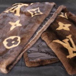 Louis Vuitton Paris 100 Percent Vison Mink Scarf Made In France