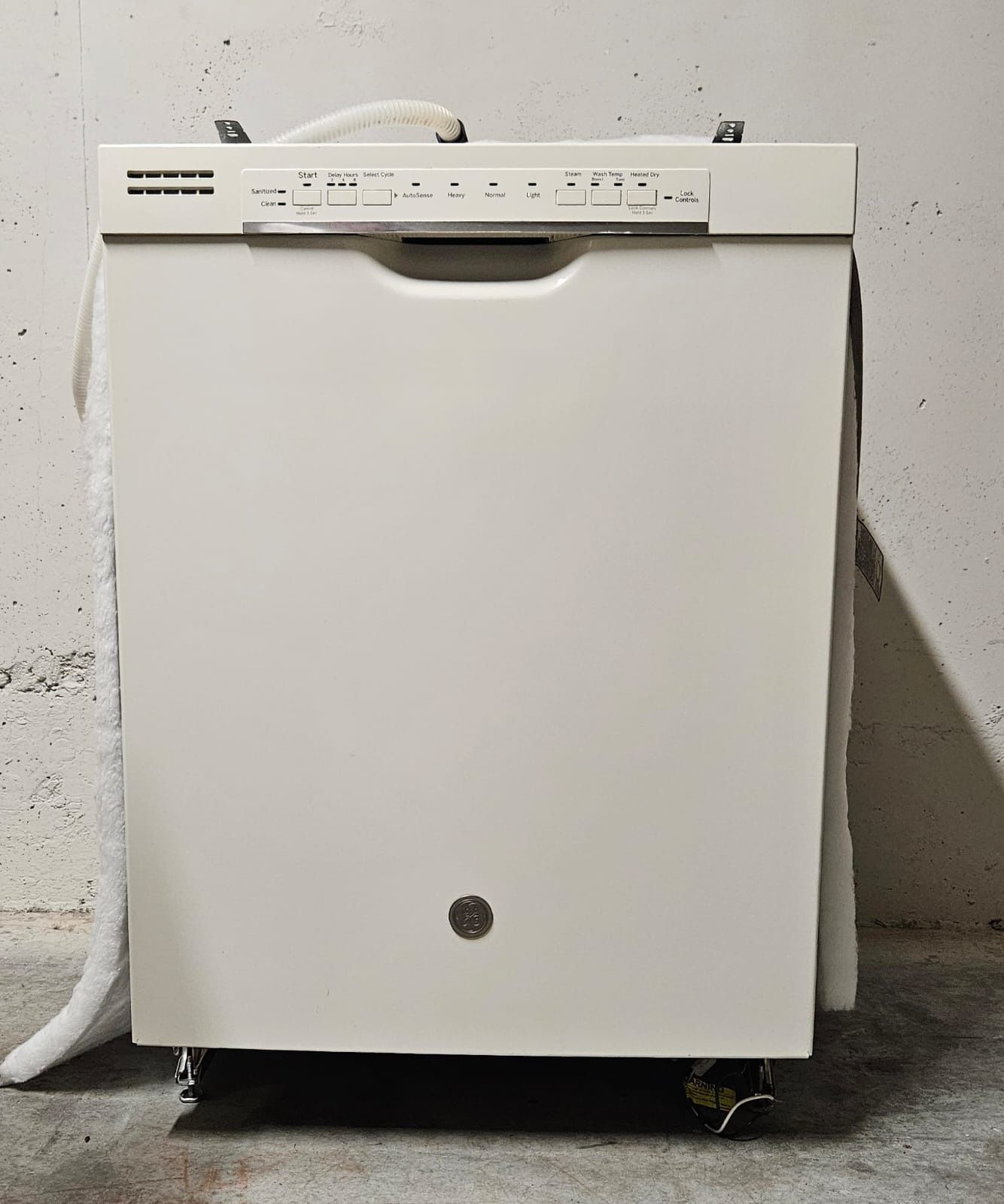 General Electric Dish Washer  480 OBO