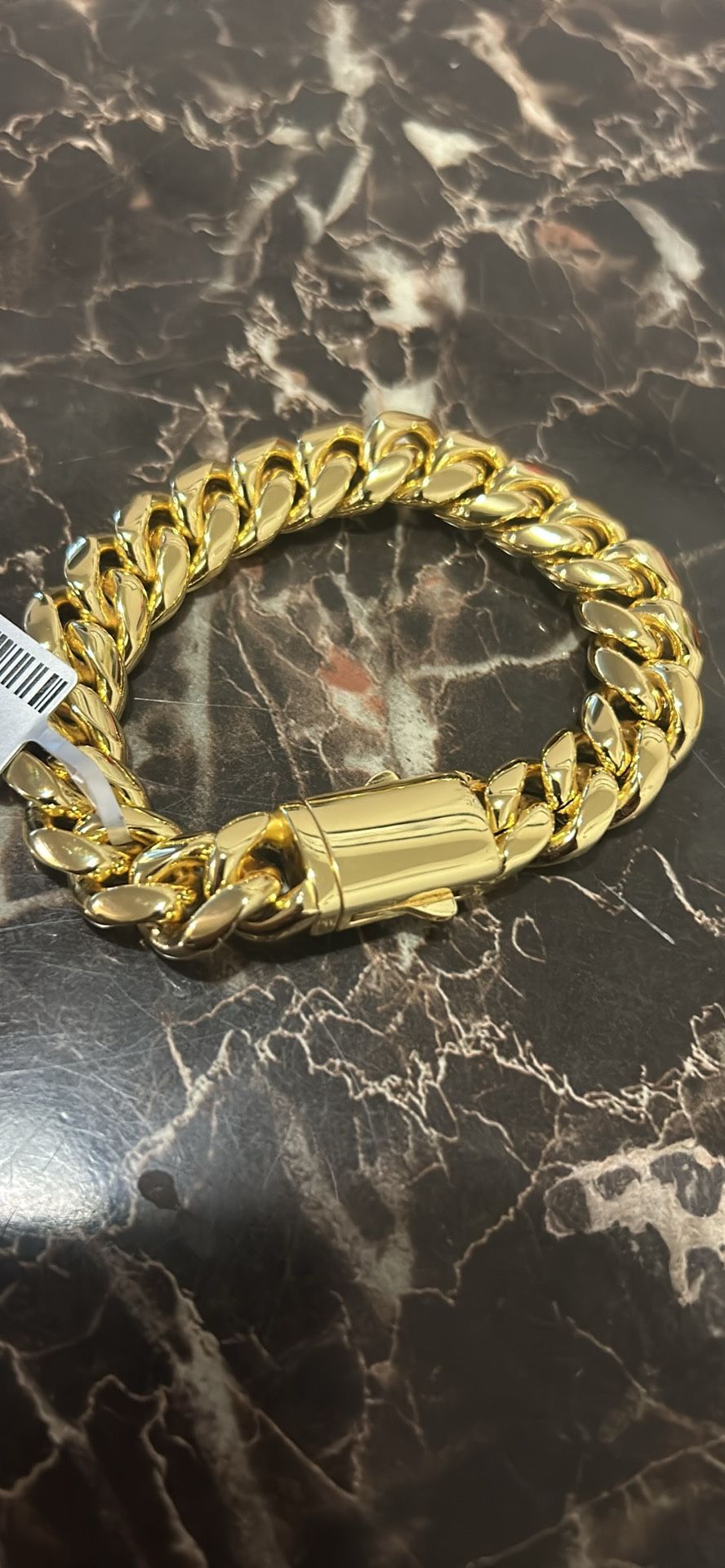GOLD BRACELET