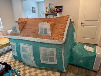 Air Fort Playhouse Tent