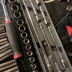 Snap On 3/8 Lot