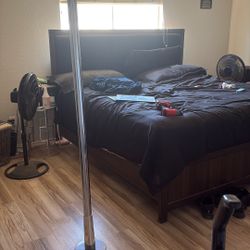 Need Bed With Frame 