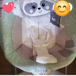 Baby Raccon Infant Seat