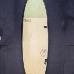 Surfboard - 5 Fin