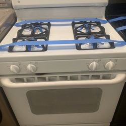 GE 4 Burners Gas Stove In White Working Perfectly 4 Months Warranty 