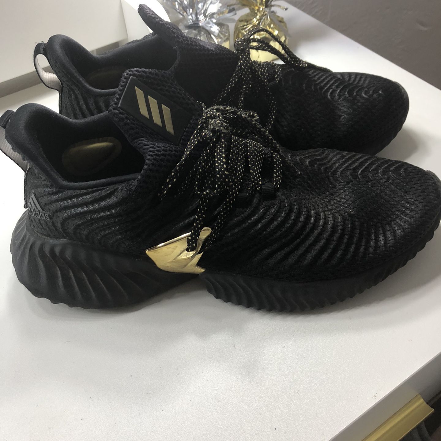 Adidas Alphabounce Shoe Size for Sale in Dallas, TX - OfferUp