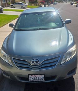 2011 Toyota Camry Sedan le green