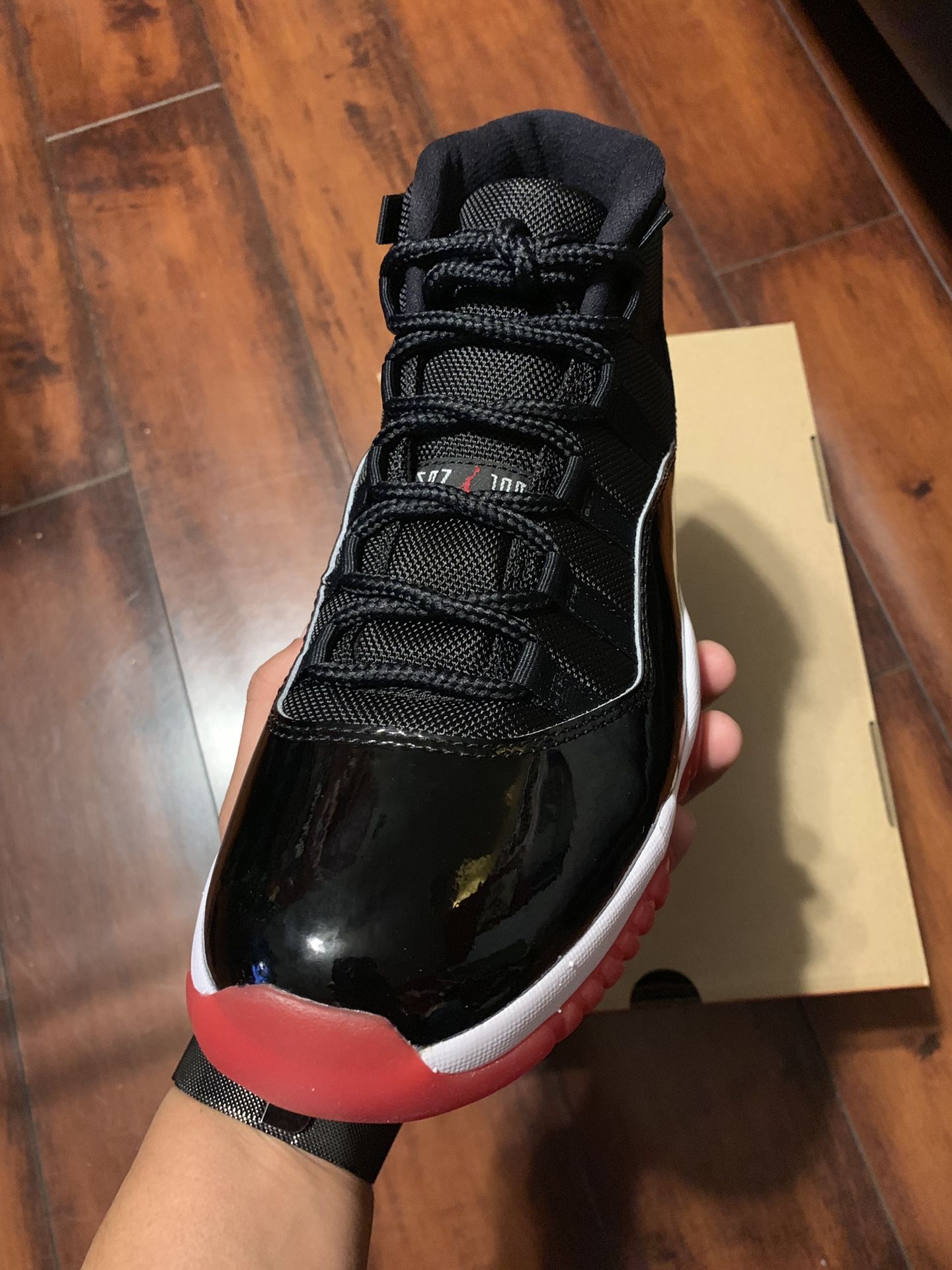 2019 Jordan Bred 11’s (SIZE 9)