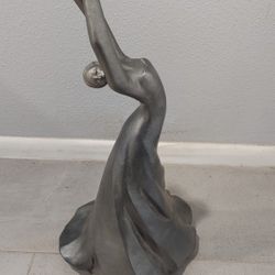 $75 OBO, Sculpture 21" tall