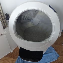 Cat Litter Robot 4