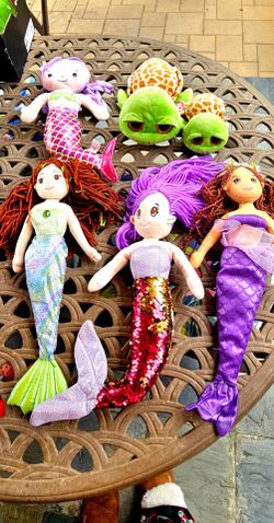 Mermaid and turtle toys