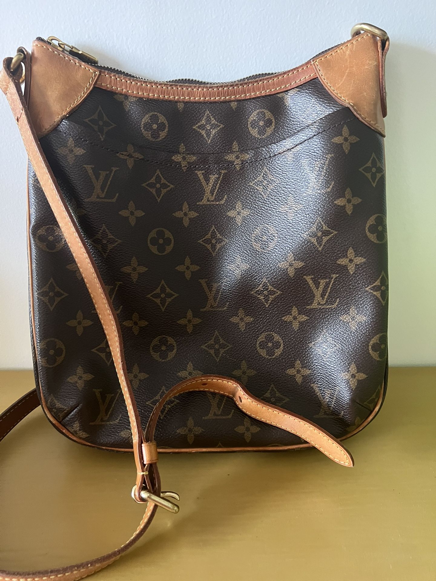 Louis Vuitton Crossbody Bag