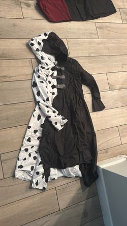 Cruella Deville 101 Dalmatians Halloween Costume