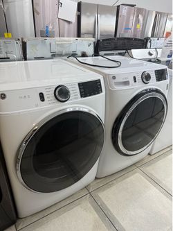 Ge front load washer and electric dryer set