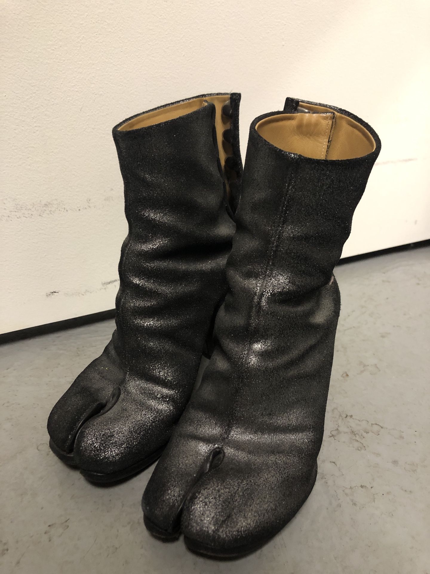 Tabi hotsell boots used