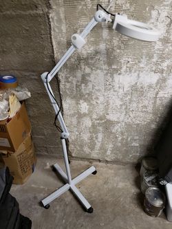 Lamp with selfie stick