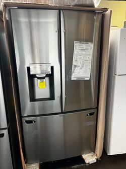 NEW IN BOX LG FRENCH STYLE REFRIGERATOR STAINLESS STEEL